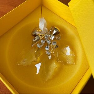 Elegant Swarovski Gold Holly Leaves Crystal Ornament